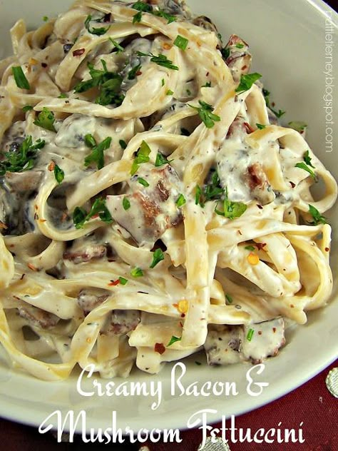 Olla-Podrida: Creamy Bacon & Mushroom Fettuccine Pasta With Bacon And Mushrooms, Bacon Mushroom Carbonara Pasta, Fettucini Carbonara Recipe, Cabonara Recipes Bacon, Creamy Bacon And Mushroom Pasta, Bacon Mushroom Pasta Recipes, Creamy Pasta With Asparagus, Cabonara Recipes, Bacon And Mushroom Pasta