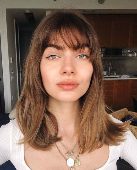 Diamond Shaped Face, How To Cut Bangs, Modern Haircuts, Diamond Face, Hair Color For Women, Haircut And Color, Penteado Cabelo Curto, Haircuts With Bangs, Grunge Hair