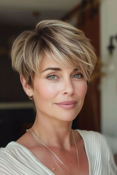 "bixie" Haircut 2024 Fine Hair, Flat Hair Haircuts, Feathered Pixie Haircut, Short Blonde Hair Pixie, Fine Flat Hair Haircuts, Straight Bobs, Longer Pixie, Fine Flat Hair, Longer Pixie Haircut