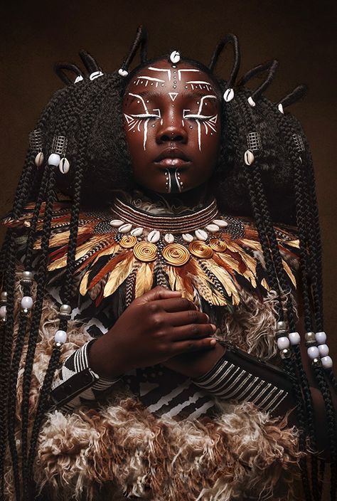 Afro Futurism Makeup, African Face Paint, African Makeup, Afro Hair Art, Afrofuturism Art, Afro Futurism, Black Royalty, Afro Punk, Afro Hair