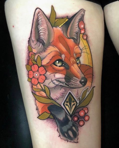 Neotraditional fox tattoo on the back of the thigh by levi murphy Neo Traditional Fox Tattoo, Traditional Fox Tattoo, Traditional Tattoo Reference, Fox Tattoo Design, Traditional Style Tattoo, Fox Drawing, Tattoo Traditional, Fox Tattoo, Traditional Tattoo Design