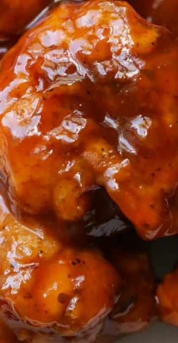 Honey BBQ Boneless Wings Boneless Honey Bbq Wings, Bbq Boneless Wings, Honey Bbq Wings Recipe, Boneless Wing Recipes, Bbq Wings Recipe, Bbq Chicken Bites, Honey Bbq Wings, Small Bites Appetizers, Chicken Wing Sauces