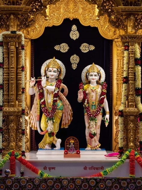 Shri Radha-Krishna Dev Radha Krishna Temple Images, Radha Krishna Murti Wallpaper, Marble Radha Krishna Statue, Radha Krishna Marble Murti, Iscon Temple Radha Krishna Hd, Radha Krishna Statue, Radha Krishna Murti, Radha Krishna Mandir, Radha Kishan