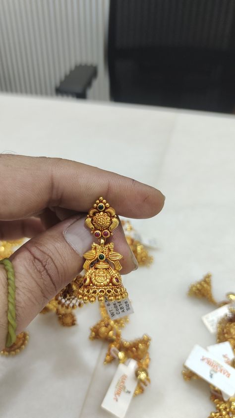 5gms Gold Earrings, Gold Jhumki Indian Jewelry, 3 Grams Gold Earrings Indian, Gold Jhumka Designs, Latest Gold Earrings Designs, Gold Earing, Elegant Gold Necklace, Latest Earrings Design, Simple Bridal Jewelry