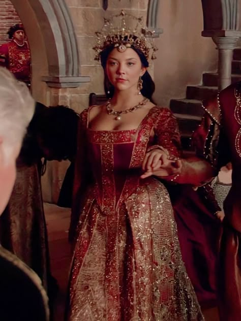 you look for dead men’s shoes — Anne Boleyn + outfits by color | Red Natalie Dormer Anne Boleyn, The Tudors Costumes, The Tudors Tv Show, Tudor Dress, Tudor Fashion, Tudor Costumes, The Tudors, Natalie Dormer, Queen Of England