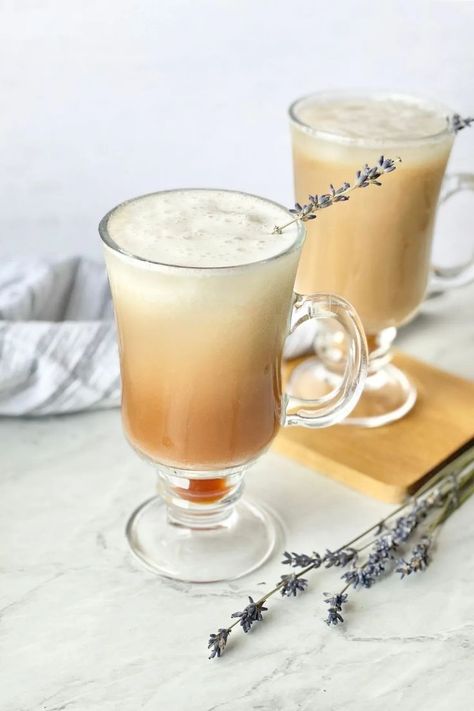 Iced London Fog, London Fog Drink, London Fog Recipe, London Fog Tea Latte, London Fog Tea, Iced Tea Recipes Homemade, Homemade Iced Tea, Iced Tea Recipes, Ice Milk