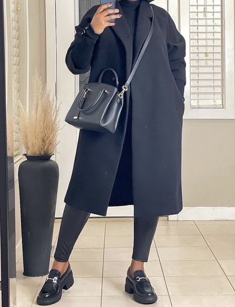 Fall Plus Size Work Outfits, Wednesday Work Outfit, Curvy Workwear, Corporate Baddie, Classy Winter Outfits, Winter Fashion Outfits Casual, Casual Outfit Inspiration, Cold Outfits, Business Casual Outfits For Work