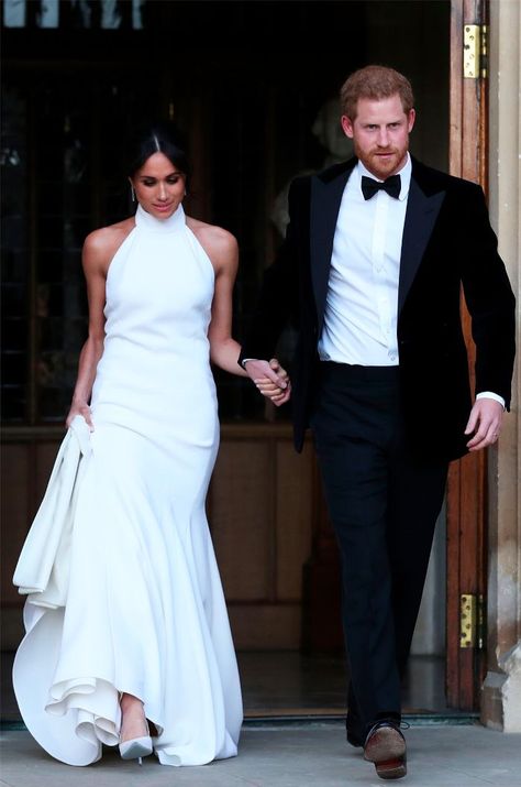 Princ Harry, Meghan Markle Wedding Dress, Debut Dresses, Harry Wedding, Meghan Markle Wedding, Second Wedding Dresses, Prins Harry, Stella Mccartney Dresses, Princess Meghan