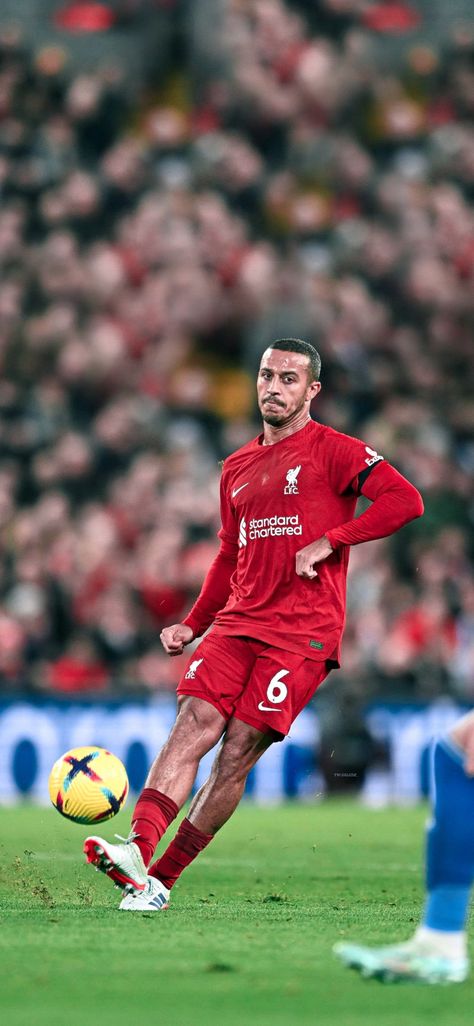 Thiago Liverpool, Thiago Alcantara Liverpool, Liverpool Football Club Wallpapers, Liverpool Wallpapers, Salah Liverpool, Messi Photos, Liverpool Players, Foot Ball, Football Poster