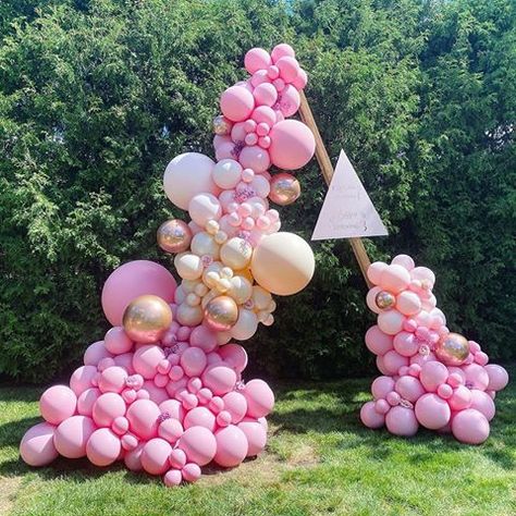 THE EVENT COLLECTIVE ✖️ (@theeventcollectivex) • Instagram photos and videos Pink Balloon Arch, Garland For Wedding, Blowing Up Balloons, Rose Gold Chrome, House Moving, Balloon Chain, Rose Gold Balloons, Arch Kit, Gold Chrome