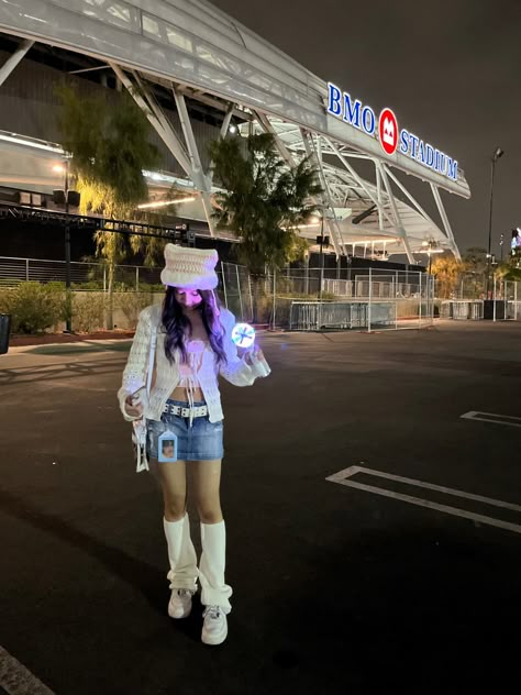 saw txt in la 05/28/23 <3 Enhypen Tour, Kpop Concert Outfits, Concert Poses, Pop Concert Outfit, Cute Concert Outfits, Txt Concert, Current Aesthetic, Kpop Concert Outfit, Concert Fit