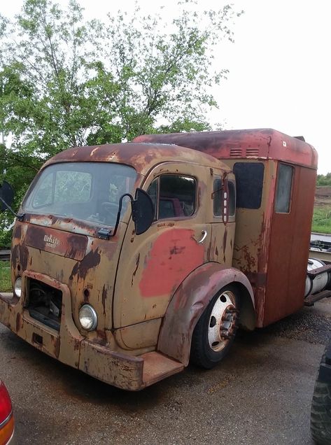 White COE rat Truck Delivery, Rat Rod Trucks, Coe Trucks, Rat Look, Vintage Motorcycle Posters, Dually Trucks, Vintage Pickup Trucks, White Truck, Train Truck