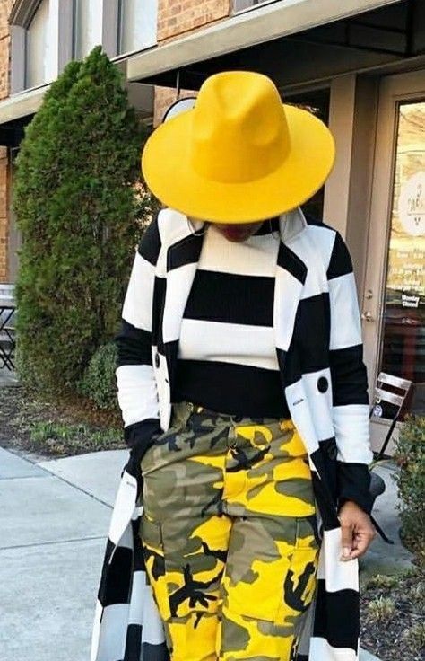 Ny Fashion, Va Va Voom, Looks Street Style, Classy Casual Outfits, Trendy Fashion Outfits, Fashion Mistakes, Mellow Yellow, Fall Fashion Outfits, Mode Inspiration