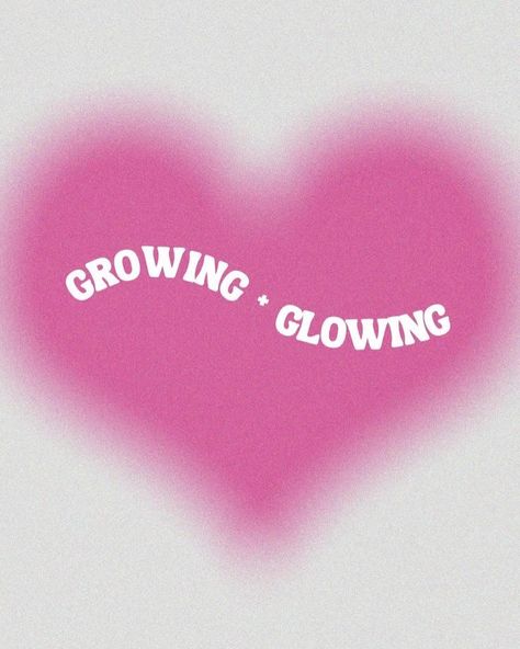 Growing & Glowing…✨ A Thursday evening reminder to remember how far you’ve come - and to be excited about everything else that’s going to happen! It’s so easy to get caught up in not seeing progress/not feeling any change/feeling like you’re not doing enough! Keep going, trust the process✨🫶🏼 Look How Far You've Come Wallpaper, Growing And Glowing, Keep Going Keep Growing, Glow Getter, Glow And Grow, Grow Up, Gym Workout Wear, Inspo Quotes, Trust The Process