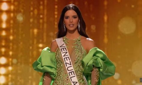 La Miss Venezuela 2021, Amanda Dudamel, deslumbró la noche del miércoles 11 de enero, en sus tres salidas al escenario de la preliminar de la edición número 71 del Miss Universo, que se desarrolla en New Orleans, Estados Unidos. Las 84 candidatas que compiten por el título de la mujer más bella del universo y […] La entrada ¡Deslumbrante! Así fue la participación de Amanda Dudamel en la preliminar del Miss Universo (+Vídeo) se publicó primero en ACN. Amanda Dudamel, Miss Venezuela, New Orleans, Mood Board, Acne, Quick Saves