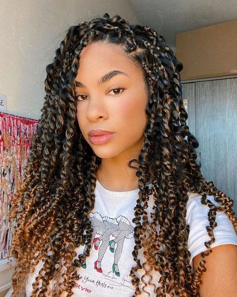 #crochet hairstyles#crochet wigs#crochet hair wig# Braid Hair Dos, Passion Twist Crochet, Crochet Hairstyles, Twist Braid, Woman Hair, Twist Braid Hairstyles, Hair Twist Styles, Braids Hair, Beautiful Braids