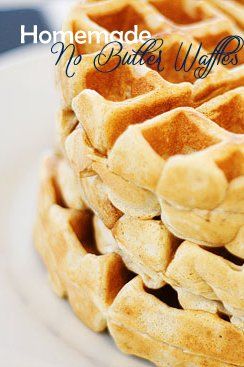 Waffles No Butter, Waffles Without Butter, Waffle Recipe No Butter, Easy Waffle Recipe, How To Make Waffles, Waffles Easy, Homemade Waffles, Breakfast Bites, Waffle Toppings