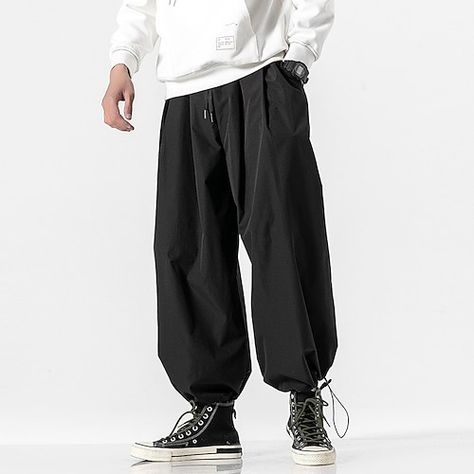 Man Street Style, Mens Wide Leg Pants, Harem Pants Men, Graduation Outfits, Sweatpants Outfit, Casual Sweatpants, Loose Trousers, Sporty Casual, Summer Concert