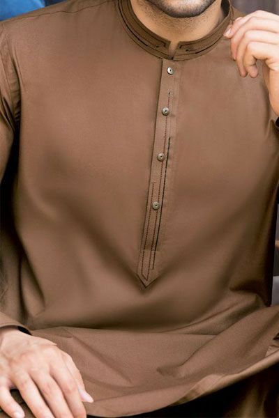 Junaid Jamshed Kurta Men 2022, New Kurta Design For Men 2023, Junaid Jamshed Kurta Men, Kurta Designs Men's Latest 2023, Eid Kurta, Shalwar Kameez Designs, Man Dress Design, Junaid Jamshed, Boys Kurta Design