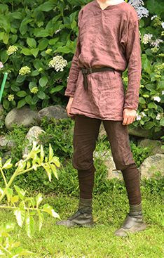 Peasant Costume Male, Fantasy Peasant Male, Medival Outfits Man, Medieval Peasant Clothing Men, Easy Ren Faire Outfit Men, Mens Medieval Clothing, Fantasy Medieval Clothes Male, Medieval Costume Male, 1600s Fashion Peasant