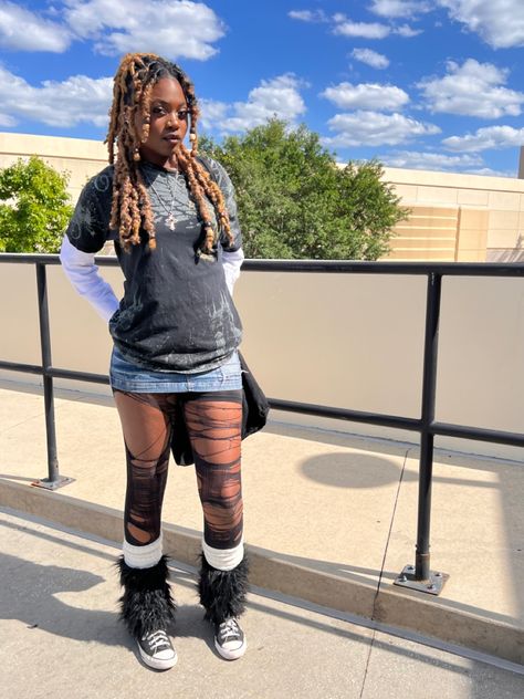 Grunge Y2k Outfits Black Women, Skirt Inspired Outfits, Outfit Ideas Punk Grunge, Alt Fashion Black Women, Alternative Fashion Black Women, Black Alt Outfits, Y2k Punk Outfits, Alt Y2k Outfits, Alt Black Woman Outfit