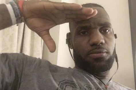 Lebron James Funny Face, Lebron James Pfp, Lebron Funny, Lebron James Funny, Dear Basketball, Anime Meme Face, Nba Funny, Legendary Pictures, Basketball Photography