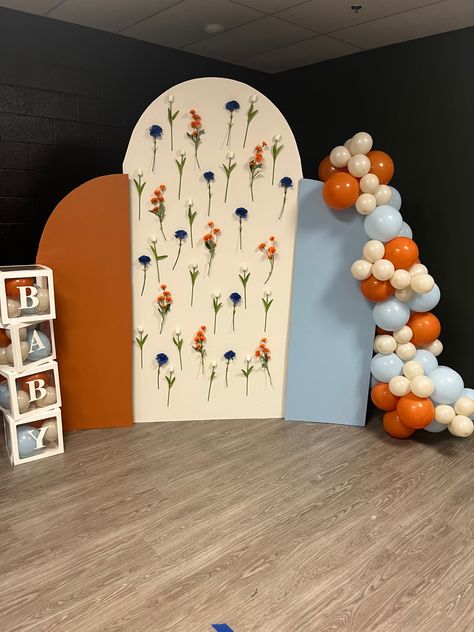 Baby In Bloom Shower Balloon Arch, Love In Bloom Balloon Arch, Baby In Bloom Arch Backdrop, Baby In Bloom Photo Backdrop, Balloon Arch Photo Backdrop, Baby Shower Backdrop Diy, Baby In Bloom Baby Shower Theme Boy, Baby Shower Arch Backdrop, Baby Shower Arch Ideas