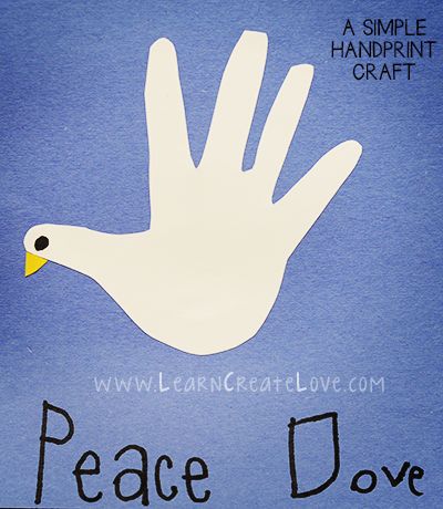 Handprint Dove Craft | LearnCreateLove.com Dove Craft, Peace Crafts, Sunday School Projects, Harmony Day, Children's Church Crafts, Bible Story Crafts, Preschool Bible, Worksheets For Preschool, Christian Crafts