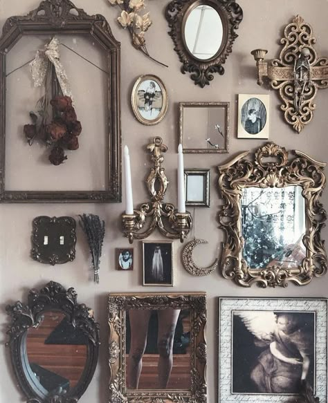 Rustic Gothic Home Decor, Camper Aesthetic, Gothic Apothecary, Home Haunted House, Gothic Gallery Wall, Realistic House, Gothic Homes, Goth Queen, Bedroom Moodboard