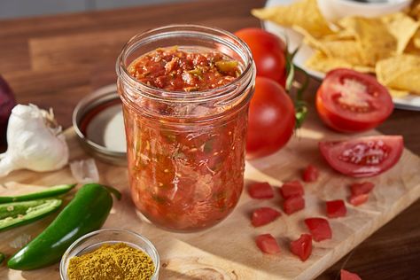 Ball Zesty Salsa Recipe, Serrano Salsa Recipe, Serrano Pepper Recipes, Canning Hot Peppers, Types Of Chili Peppers, Canned Salsa Recipes, Salsa Canning Recipes, Ball Canning, Game Day Recipes