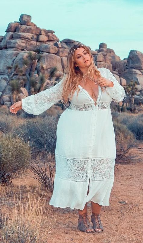 Plus Size Fashion for Women - Plus Size Boho Dress #plussize Plus Size Boho Dress, Boho Dress Summer, Plus Size Tips, Boho Plus Size, Plus Size Boho, Plus Size Summer Outfits, Boho Outfit, Estilo Hippie, Plus Size Summer Outfit