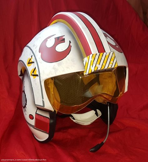 Star Wars: ANH, ESB & ROTJ (Classic Trilogy) X-Wing Helmet replica movie costume X Wing Pilot Helmet, Star Wars Pilot Helmet, X Wing Pilot Costume, X Wing Helmet, Star Wars Mask, Mandolorian Armor, Star Wars Helmets, Disfraz Star Wars, Star Wars Masks