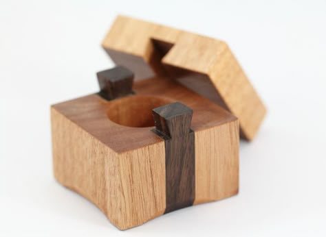 The Slider Queensland Maple Ring Box #warawoodshed Wooden Ring Boxes, Wood Ring Box, Woodworking Box, Wooden Ring Box, Ring Boxes, Diy Holz, Wood Joinery, Wood Ring, Wooden Projects