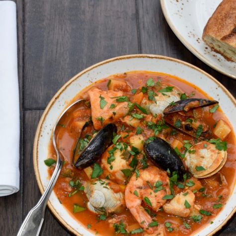 Classic French Bouillabaisse - Delicious Dish Creamy Seafood Bisque Recipe, French Fish Soup, Seafood Bouillabaisse, Recipe Tin Eats, Bouillabaisse Recipe, Seafood Bisque Recipe, Tin Eats, Easy French Recipes, Bisque Recipe