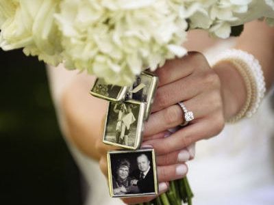 7 Heartfelt Wedding Memorial Ideas ... what a touching way to have a parent represented that couldn't be there on your day. Bridal Bouquet Charms, Wedding Bouquet Charms, Napa Wedding, Bouquet Charms, Photo Pendant, Wedding Bridal Bouquets, Wedding Wishes, Here Comes The Bride, Wedding Flower