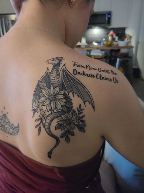 Sjmaas Tattoo, Abraxos Tattoo, Throne Of Glass Tattoo, Book Inspired Tattoos, Glass Tattoo, Bookish Tattoos, Small Tats, City Tattoo, Fantasy Tattoos