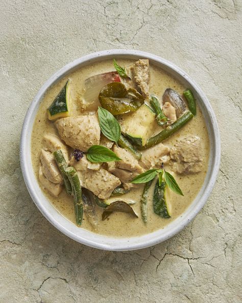 Marion Grasby’s Classic Green Curry | Marion's Kitchen Marion Kitchen Recipes, Marion’s Kitchen Recipes, Marion Gasby, Marions Kitchen Recipes, Marion Grasby Recipes, Easy Vietnamese Recipes, Marions Kitchen, Aip Vegan, Marion Grasby