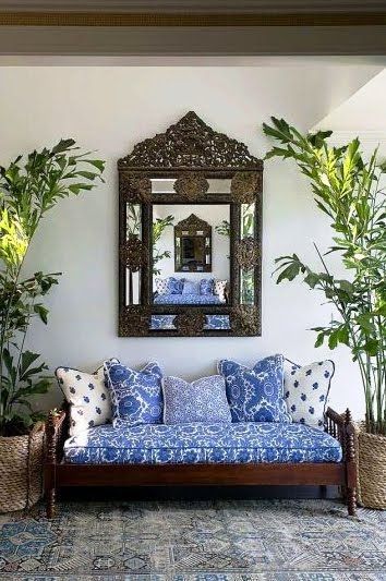 Indian Interior Design Dekorasi Maroko, Indian Interiors, Interior Vintage, Colonial Decor, Mirror On The Wall, Indian Decor, Design Del Prodotto, Moroccan Decor, Indian Home