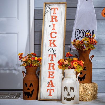 October Decorations Home, Wood Porch Signs, Autumn Signs, Painted Halloween Signs, Fall Outside Decor, Halloween Porch Sign, Halloween Wood Signs, Halloween Front Porch Decor, Fall Wood Signs