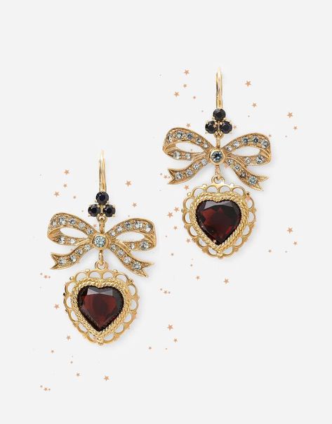 Heart leverback earrings with rhodolite garnet heart Black And Red Earrings, Ace Design, Fantasy Accessories, Dolce Gabbana Jewelry, Dolce And Gabbana Earrings, Aesthetic Jewellery, Red Gothic, Garnet Heart, Fashion Archive