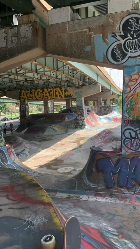 Skate Vibes, Skate Aesthetic, Skateboard Park, Skateboard Aesthetic, Skater Vibes, Skateboard Photography, Graffiti Photography, Skater Aesthetic, Graffiti Alphabet