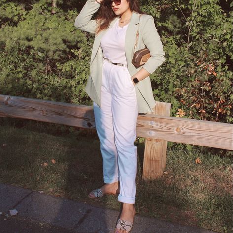 Pastel Blazer Outfit, Mint Green And White Outfit, Pastel Green Blazer Outfit, Mint Color Blazer Outfit, Green Pastel Blazer Outfit, How To Style Mint Green Blazer, Mint Green Blazer Outfits For Women, Mint Blazer Outfit Street Style, Mint Green Blazer Outfit