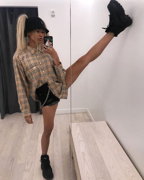 justine mae biticon on Instagram: “oh deadass?” Burberry Shirt Outfit Women, Burberry Shirt Outfit, Justine Biticon, Justine Mae Biticon, Burberry Shirt Women, Streetwear Inspiration, Styled Outfits, Burberry Shirt, Women Crush