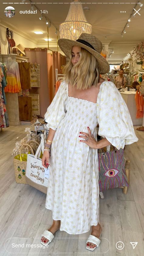 Sleeper Atlanta Dress Outfit, Trendy Modest Outfits, Summer Bbq Outfit, Bbq Outfits, Ideas Habitaciones, Sassy Outfit, Casual Outfit Inspiration, Italy Outfits, Modesty Fashion