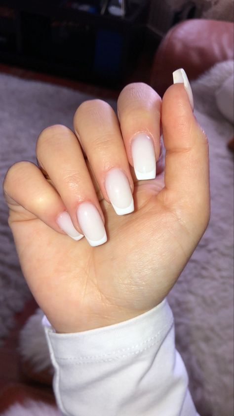 White French Nails, Minimal Nails, White French, Clean Nails, Cute Acrylic Nails, French Nails, Stylish Nails, Nail Inspo, Acrylic Nails