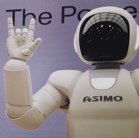 Asimo Robot, Robot Aesthetic, Tv Heads, Intelligent Robot, Tv Head, Tech School, Astro Boy, Suit Of Armor, Robot Design