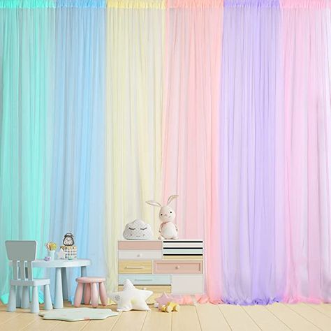 Rainbow Curtains, Diy Streamers, Tulle Backdrop, Window Bedroom, Rainbow Backdrop, Backdrop Curtains, Streamer Backdrop, Baby Shower Photography, Girls Party Decorations