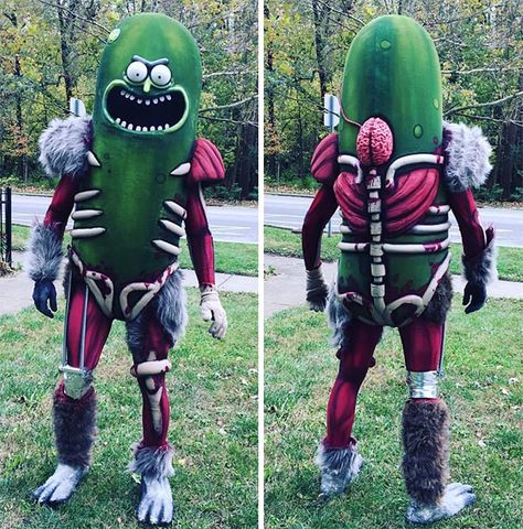 Pickle Rick Costume, Rick Costume, Rick And Morty Costume, Morty Costume, Pickle Costume, Clever Halloween, Pickle Rick, Popular Costumes, Halloween Coustumes