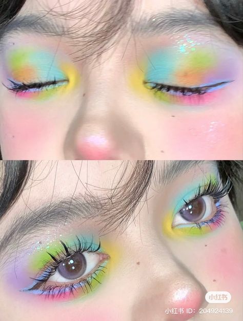 Manhua Lashes, Colored Eyeshadow, Makeup Douyin, Natural Contact Lenses, Chinese Makeup, Cute Eye Makeup, Kawaii Makeup, Lashes Natural, Graphic Makeup