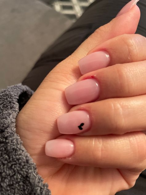 Natural Nails With Black Heart, Nails Black Heart, Black Heart Nails, White French Tip, Matte Blush, Black And White Heart, Blush Nails, Nails For Kids, Nails Black